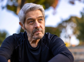 Homme situation de deuil