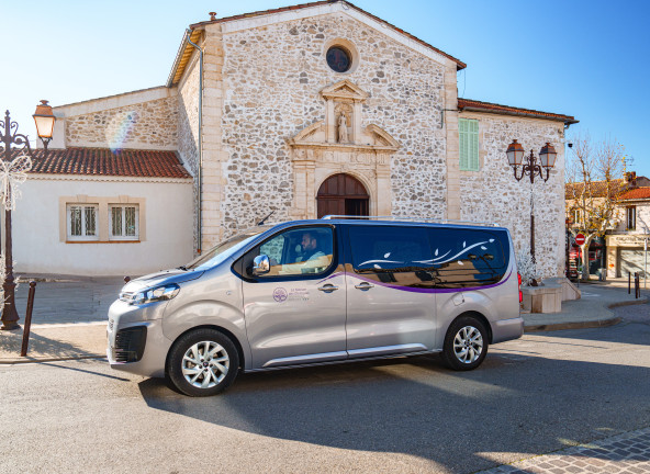 Véhicule funéraire